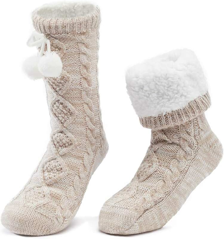 découvrez nos chaussettes chausson alliant confort et chaleur pour la maison. parfaites pour rester cosy toute la journée, nos modèles doux et résistants vous offrent un bien-être optimal.