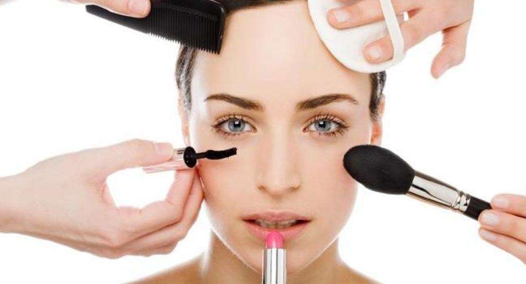 découvrez nos soins corporels essentiels pour une peau douce, hydratée et revitalisée au quotidien.