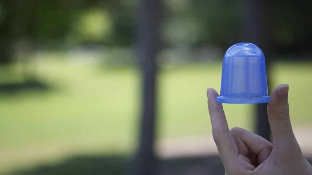 découvrez le fonctionnement d'une ventouse cellulite électrique, une méthode efficace pour réduire la cellulite grâce à la stimulation mécanique et améliorer la circulation sanguine.