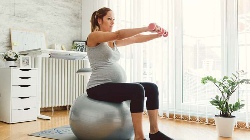 découvrez nos conseils et exercices de fitness prénatal pour rester en forme et préparer votre corps à la grossesse en toute sécurité.